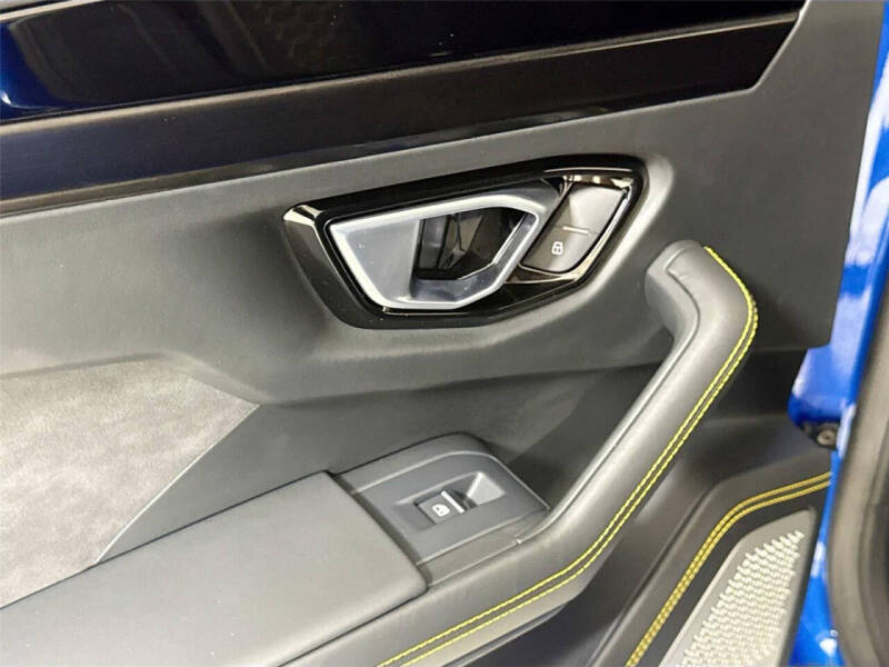 2022 Lamborghini Urus