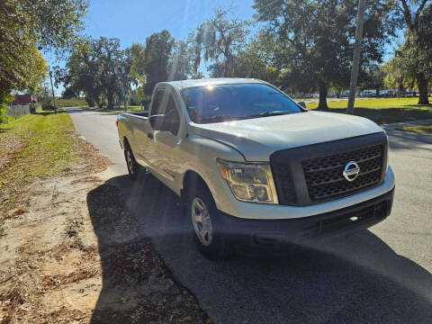 2017 Nissan Titan SV