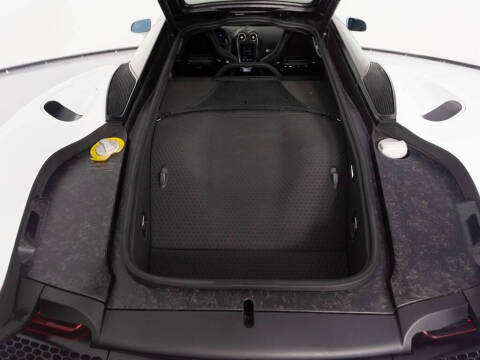 2022 McLaren GT
