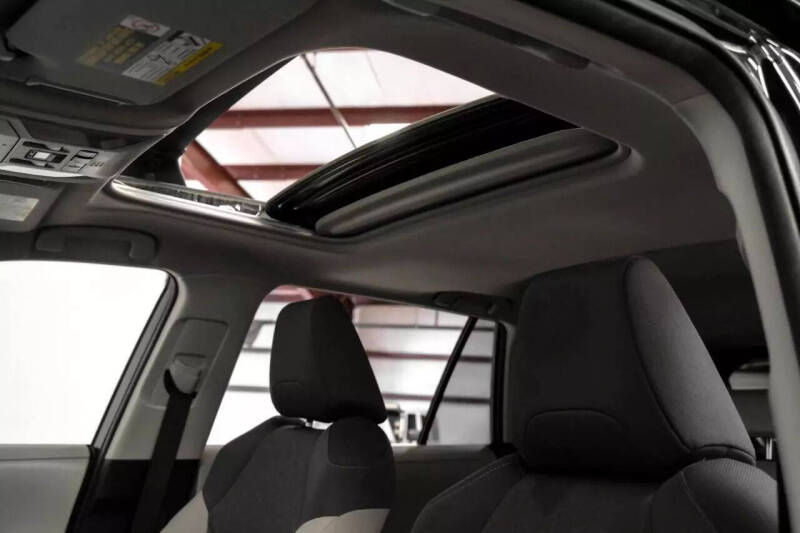 2019 Toyota RAV4 Hybrid XLE