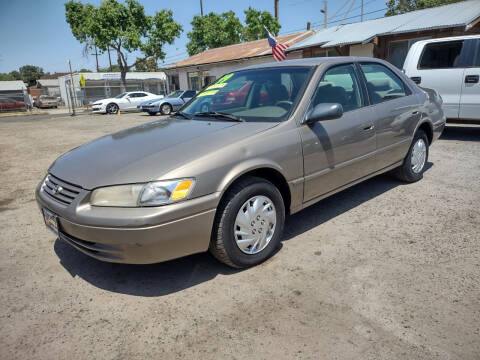 1999 Toyota Camry for sale at Larry's Auto Sales Inc. in Fresno CA
