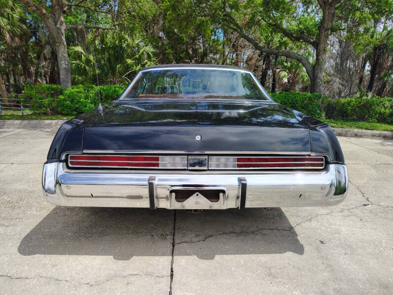 1975 Chrysler New Yorker