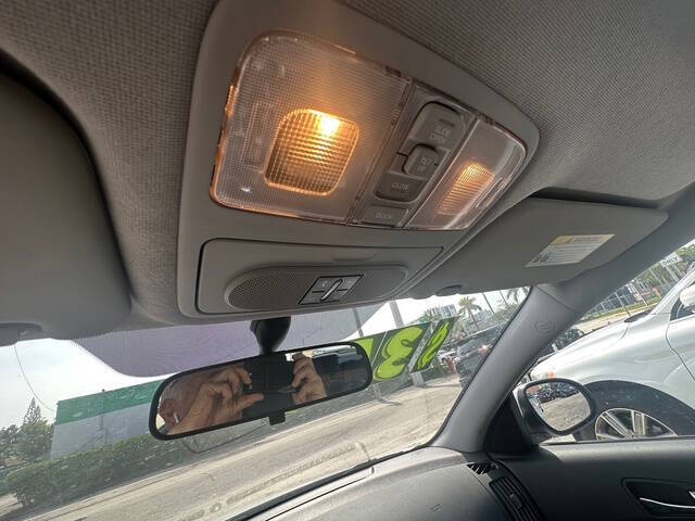 2012 Hyundai Elantra Touring GLS