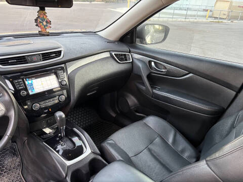 2015 Nissan Rogue SL