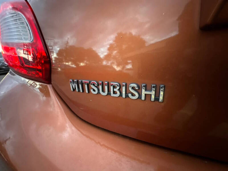 2018 Mitsubishi Mirage SE