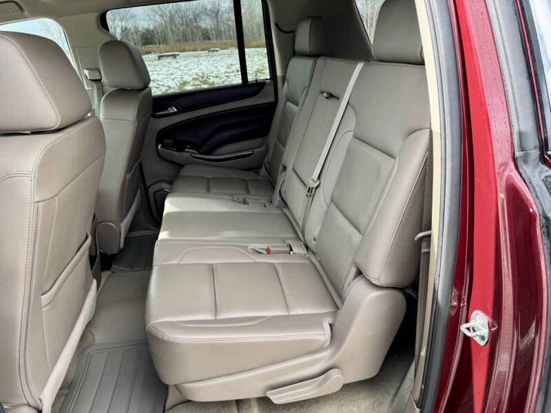 2016 Chevrolet Suburban LT