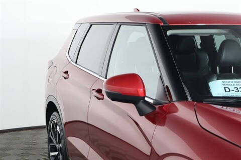 2023 Mitsubishi Outlander SE
