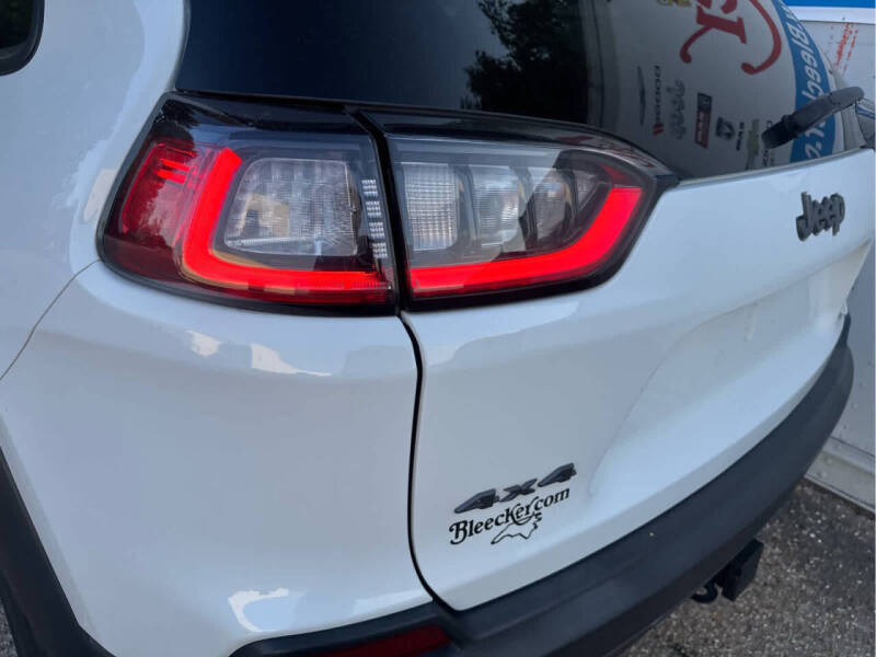 2022 Jeep Cherokee Trailhawk
