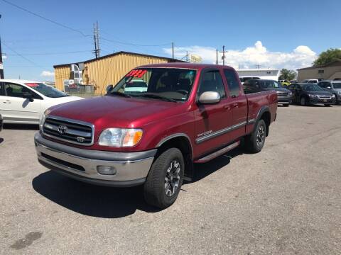 2000 Toyota Tundra for sale at BELOW BOOK AUTO SALES in Idaho Falls ID