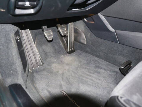 2019 Porsche 911 Carrera GTS