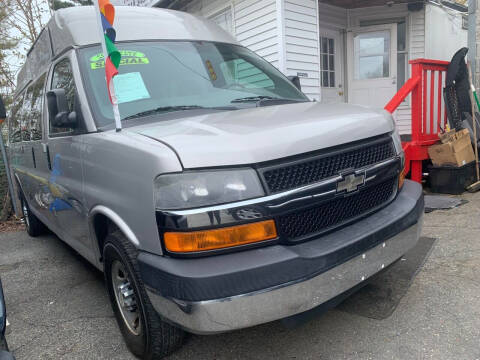 2007 Chevrolet Express for sale at Deleon Mich Auto Sales in Yonkers NY