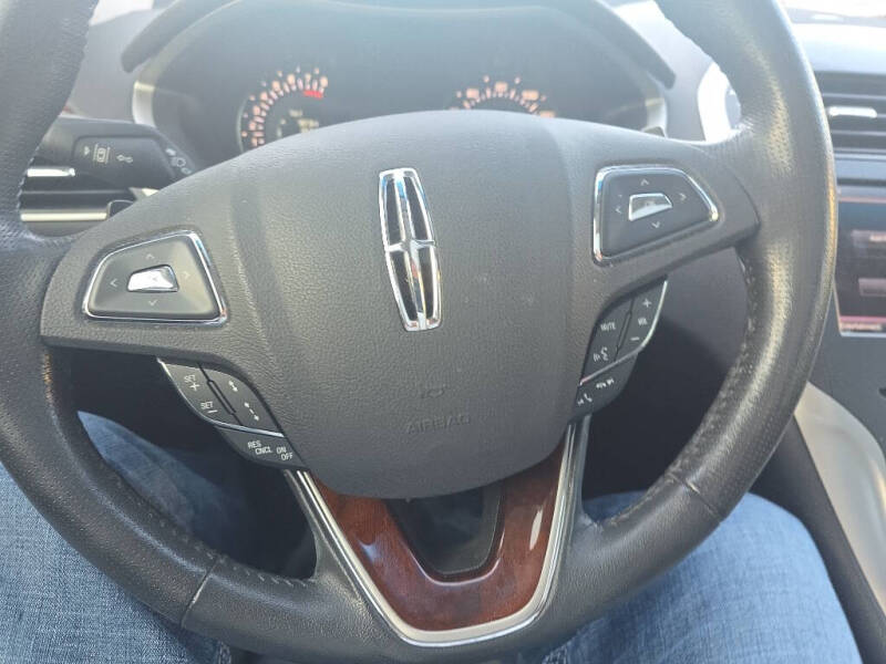 2014 Lincoln MKZ