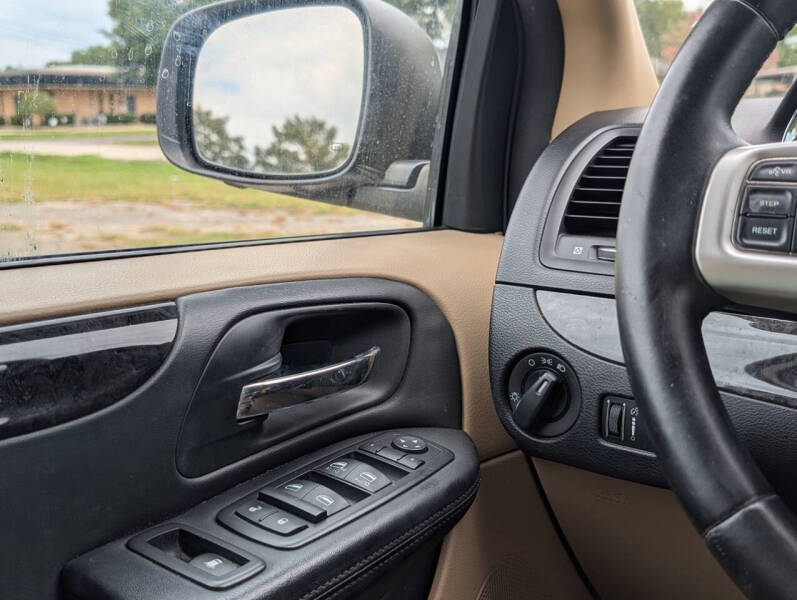 2013 Dodge Grand Caravan SE