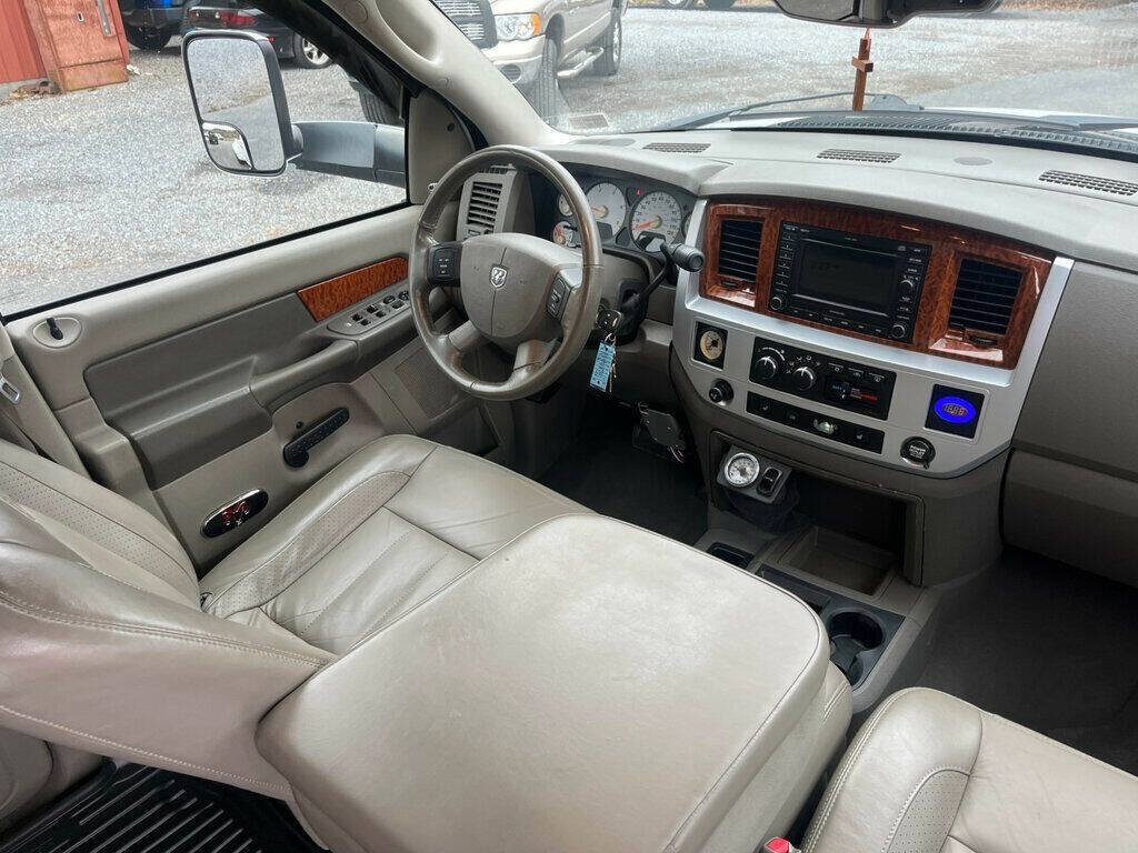 2007 Dodge Ram 3500 40