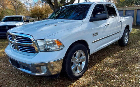 2017 RAM 1500 SLT