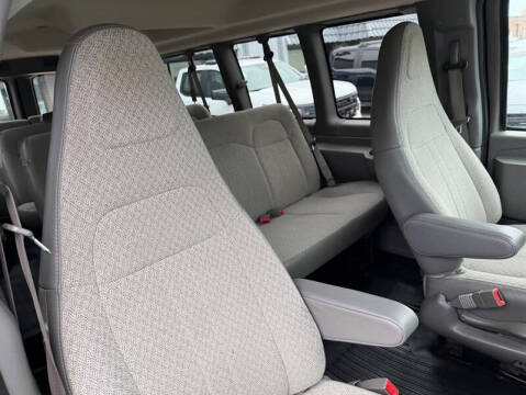 2020 Chevrolet Express LS 3500