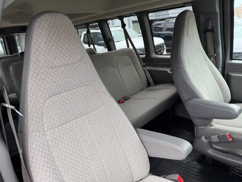 2020 Chevrolet Express LS 3500