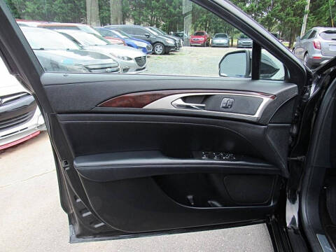 2017 Lincoln MKZ Select