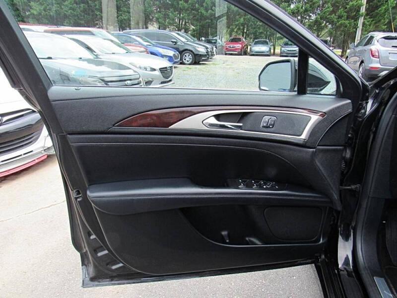 2017 Lincoln MKZ Select