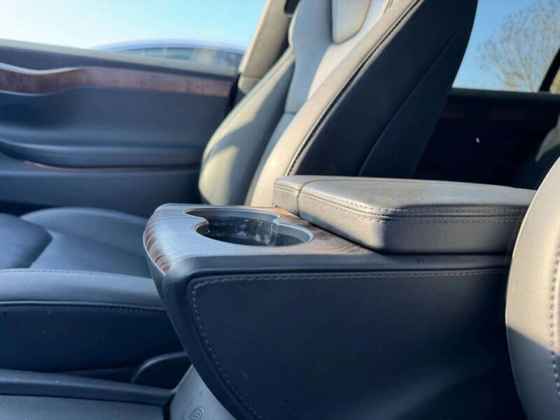 2018 Tesla Model X 75D