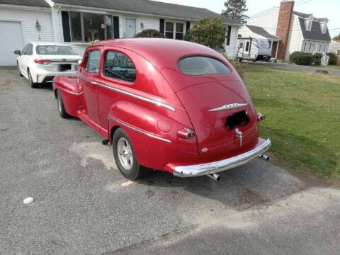 1947 Ford Deluxe