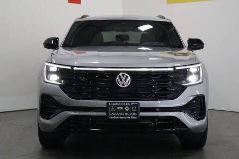 2026 Volkswagen Atlas Cross Sport SEL R-Line Black 4Motion