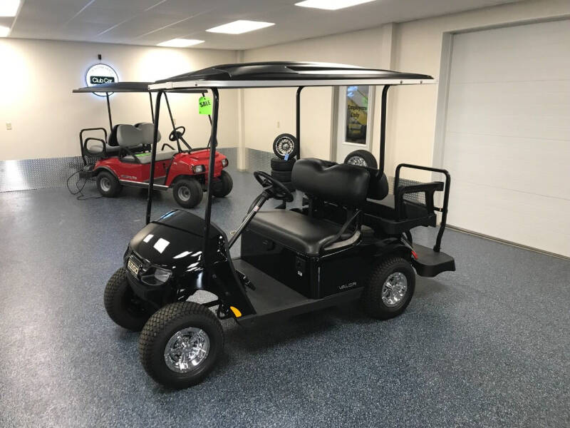 2022 E-Z-GO Valor 4