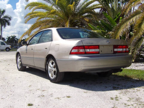 2000 Lexus ES 300