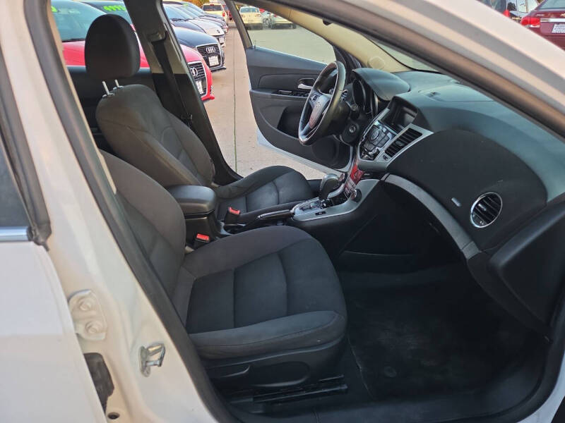 2012 Chevrolet Cruze LT Fleet