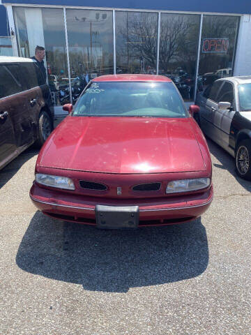 1996 Oldsmobile Eighty-Eight for sale at SPORTS & IMPORTS AUTO SALES in Omaha NE