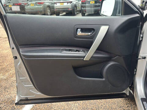 2011 Nissan Rogue SV