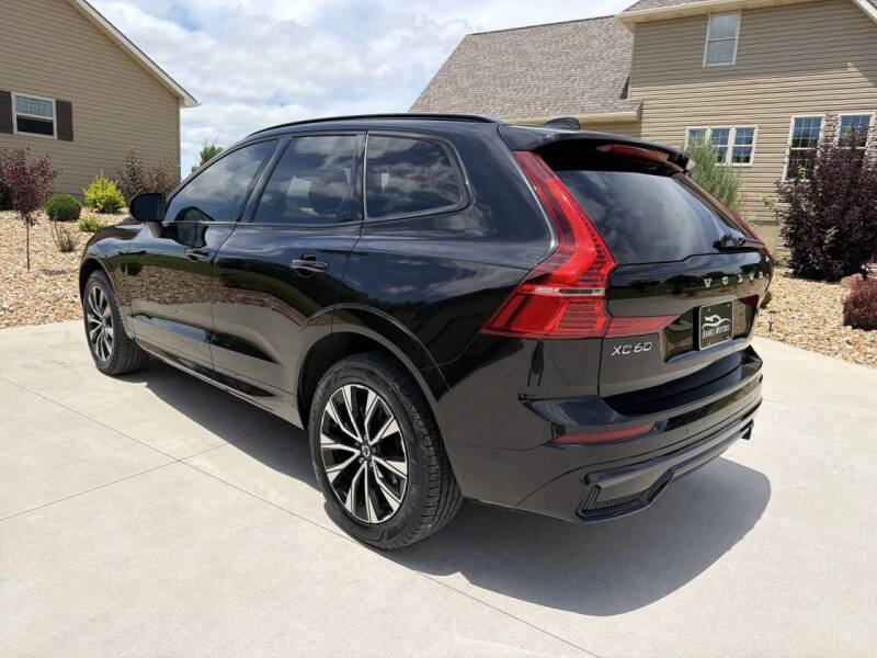 2024 Volvo XC60 B5 Plus Dark Theme