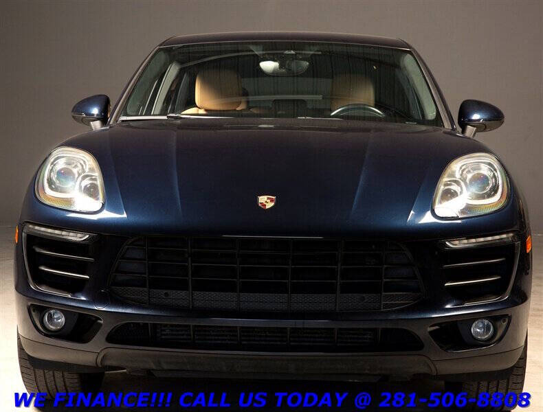2017 Porsche Macan