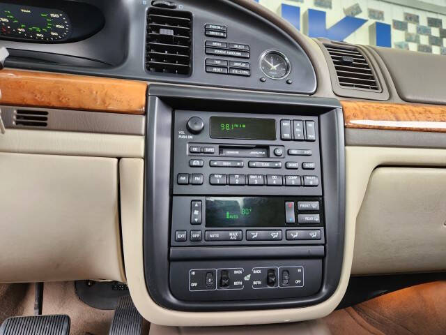 2002 Lincoln Continental