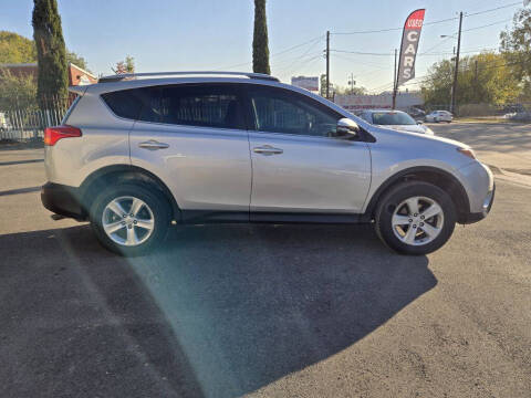 2013 Toyota RAV4 XLE
