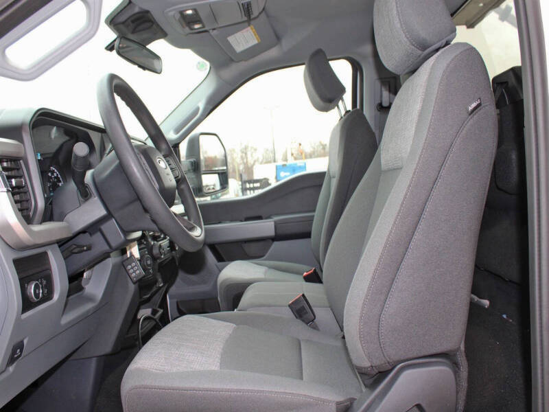 2025 Ford F-600 Super Duty