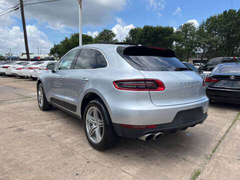 2016 Porsche Macan S