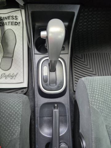 2012 Nissan Versa 1.8 S