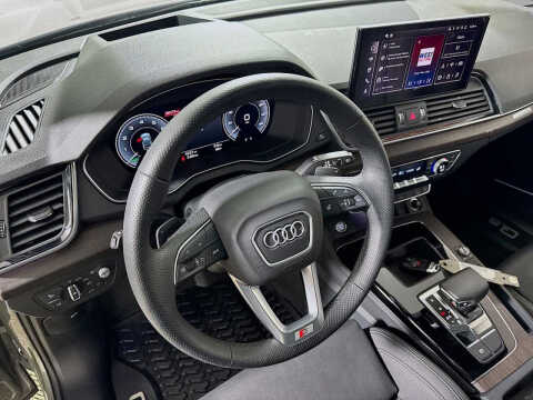 2024 Audi Q5 e quattro S line Prestg 55 TFSI