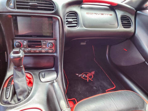 2004 Chevrolet Corvette