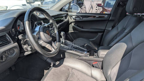 2017 Porsche Macan S