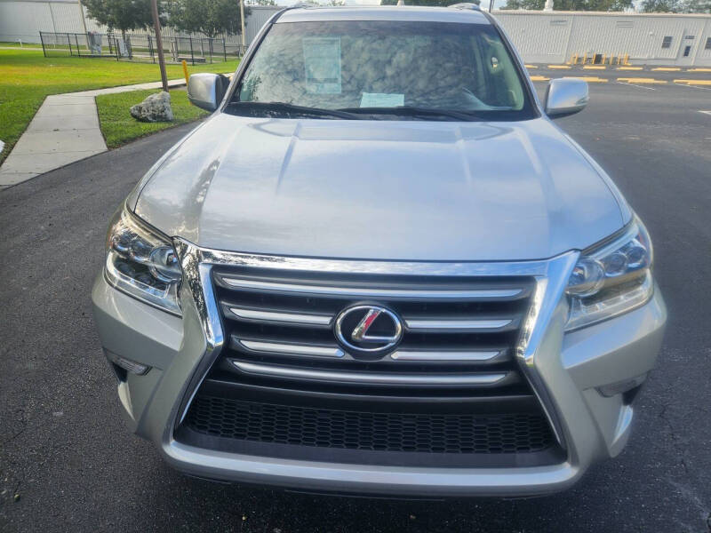 2018 Lexus GX Base photo 28