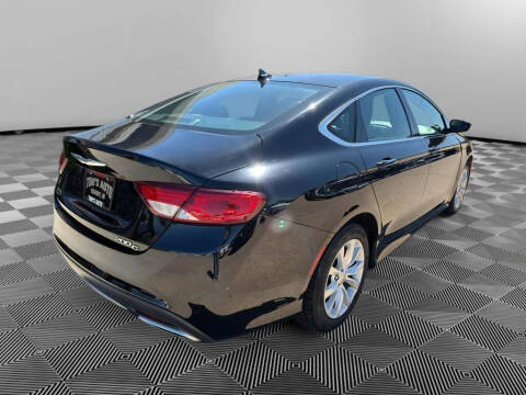 2015 Chrysler 200 C
