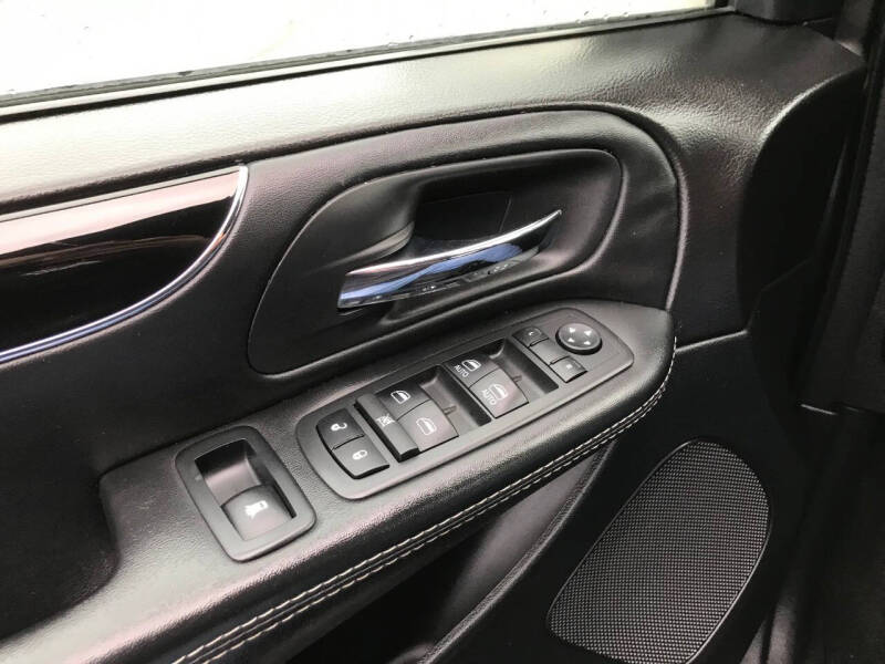 2018 Dodge Grand Caravan SE Plus