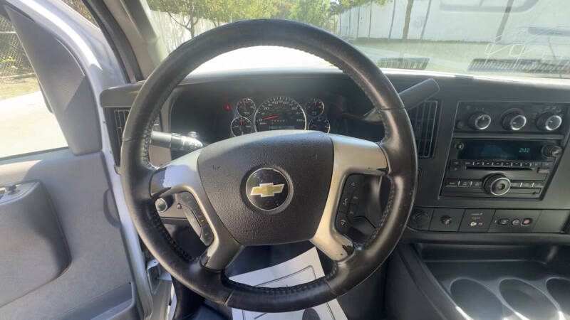 2016 Chevrolet Express 3500