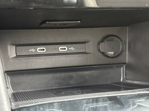 2024 Volkswagen Taos SEL 4Motion