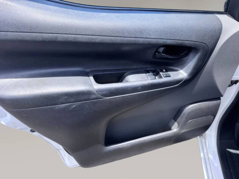 2017 Nissan NV200