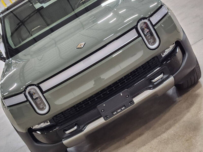 2023 Rivian R1S Launch Edition