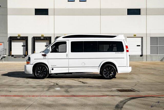 2023 Chevrolet Express 2500