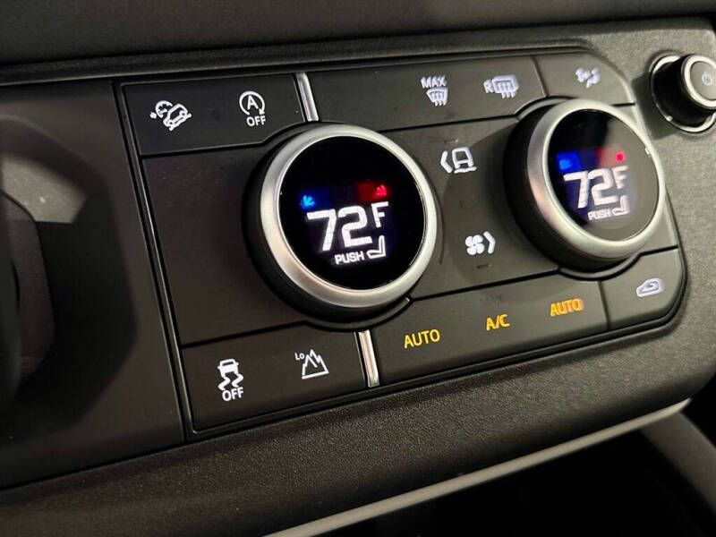 2022 Land Rover Defender 110 S